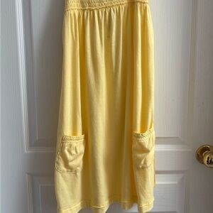 Abercrombie & Fitch Pale Yellow Midi Summer dress with Pockets